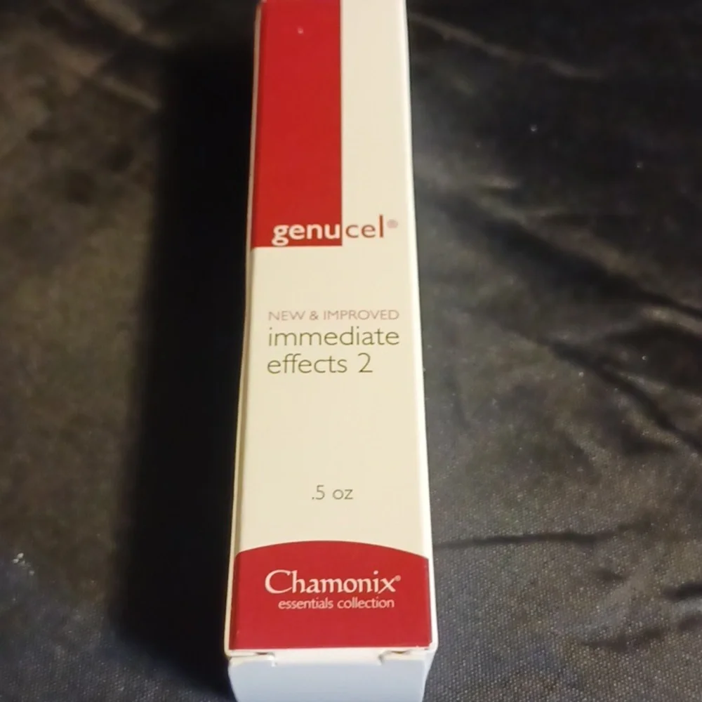 Chamonix deep correcting serum for wrinkles 1oz.